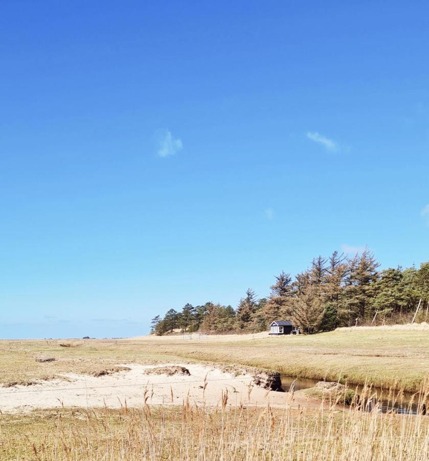 Knaldhytten Blåvand Buitenkant foto